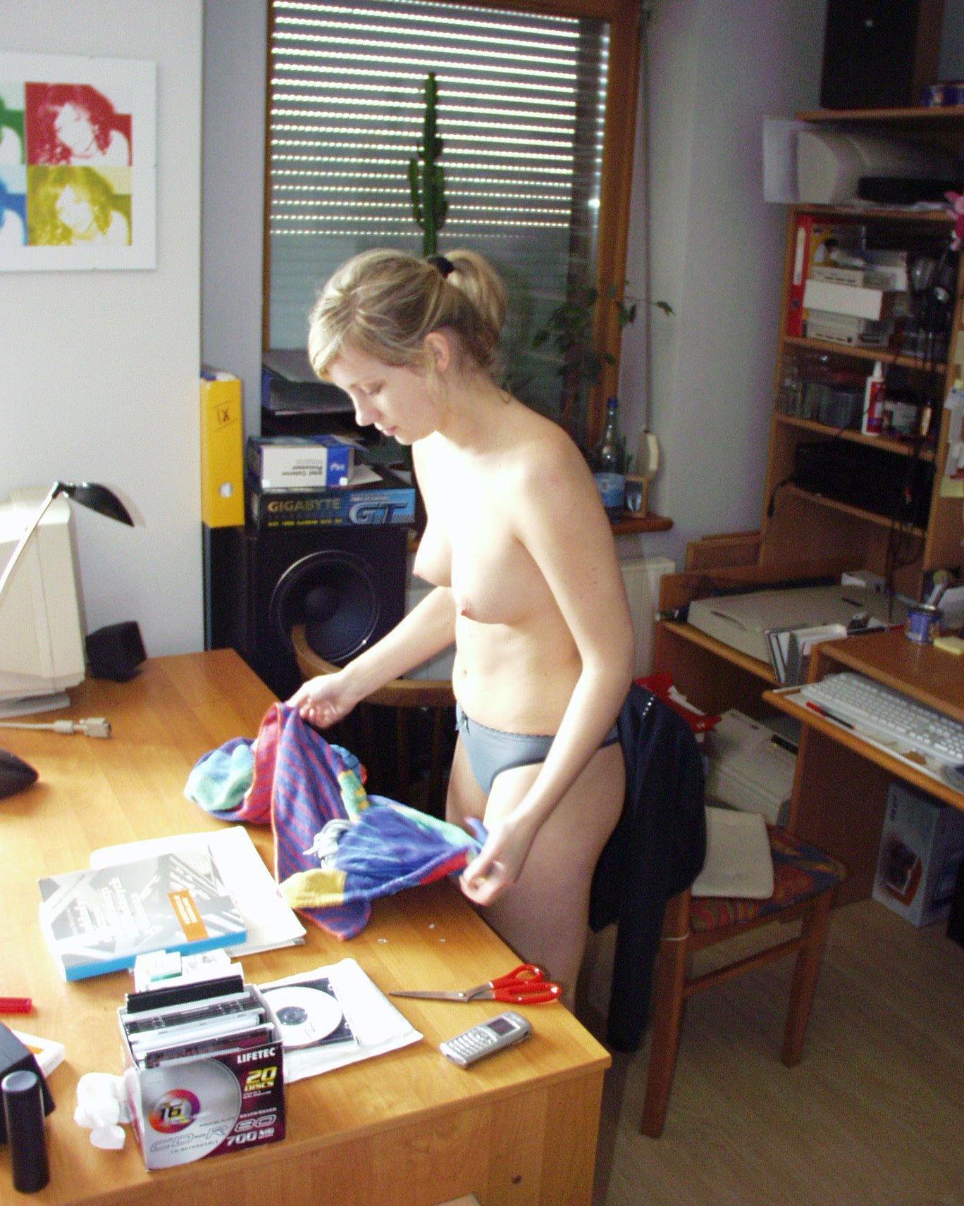 Use 'view image' in your browser to see full size image