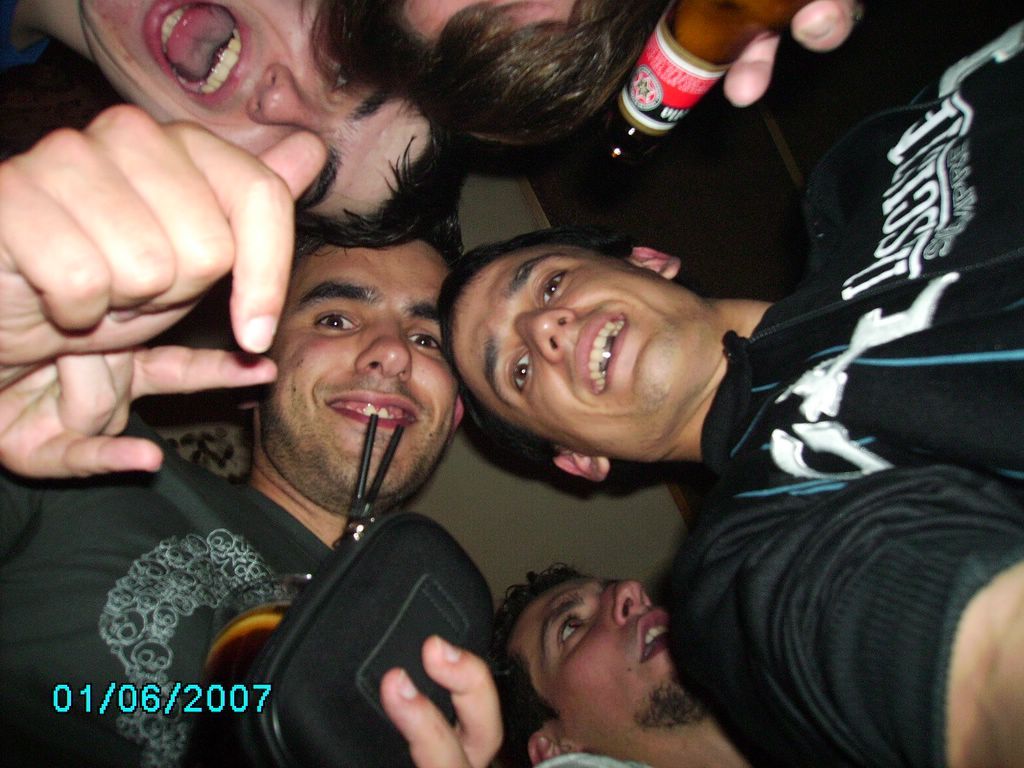 Use 'view image' in your browser to see full size image